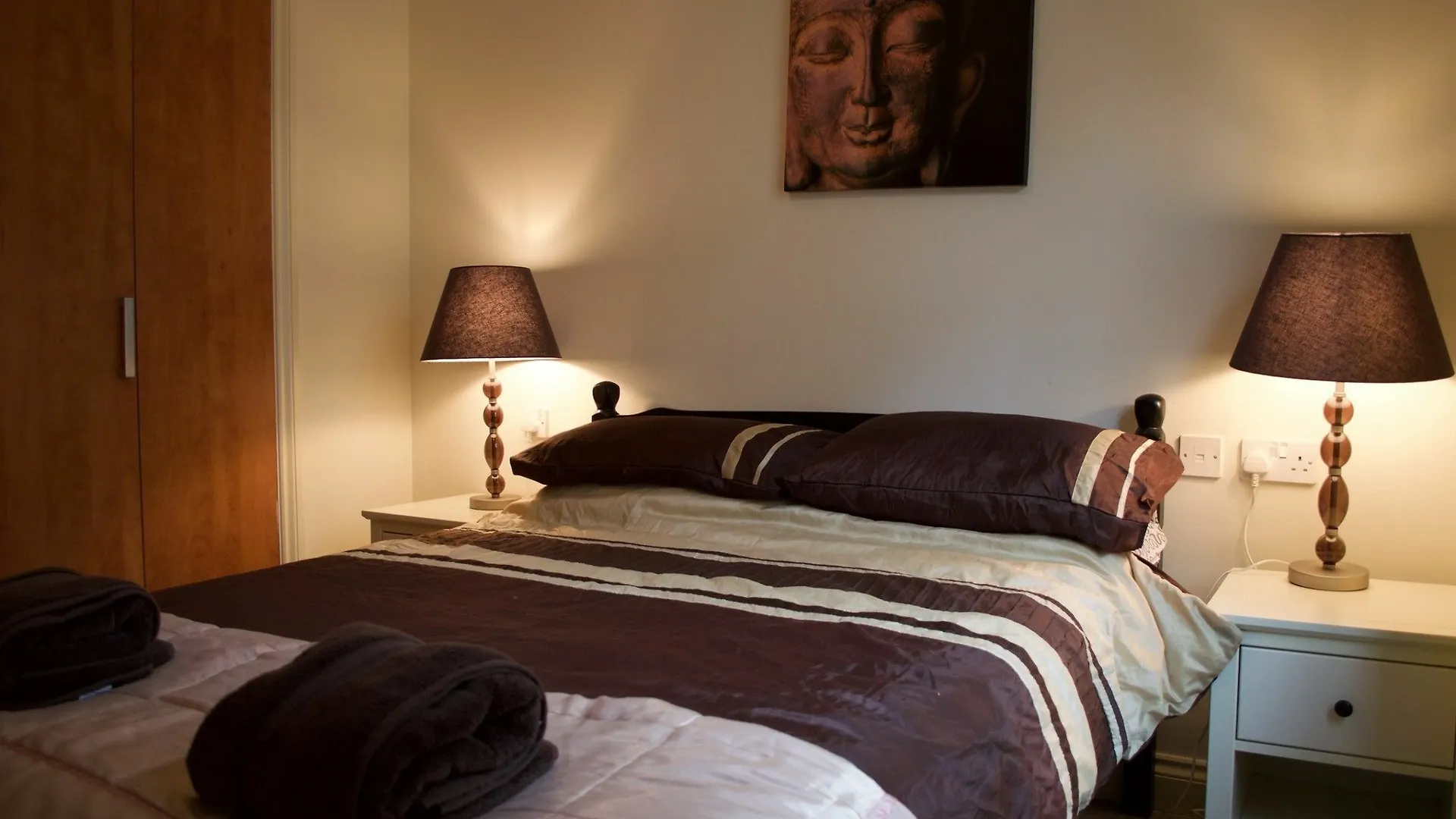 1 Bedroom Apartment With Private Patio Sleeps 3 Εδιμβούργο 0*,  Ηνωμένο Βασίλειο